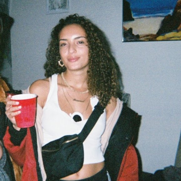 Meet your Posher, Sophia - Picture 1 of 1